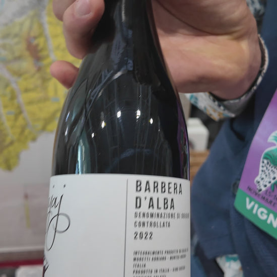 Mov_Barbera_Alba_Bajaj
